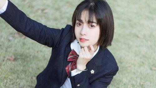 jk女明星网红,揭秘JK女明星网红的潮流风采